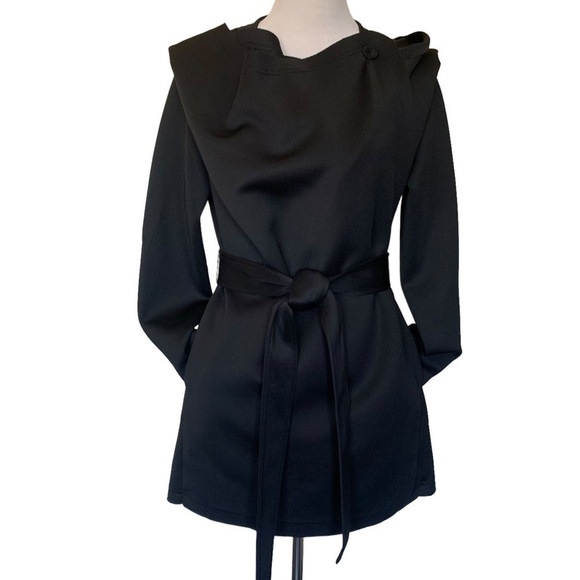 Lu & Lu Jackets & Blazers - Lu & Lu black waist belted jacket.